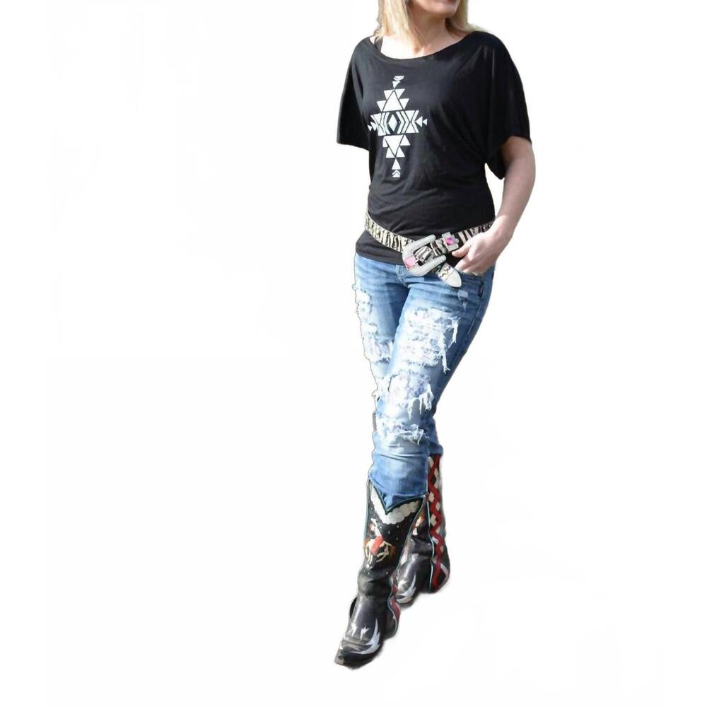 NEW COWGIRL JUSTICE aztec dolman tee in black